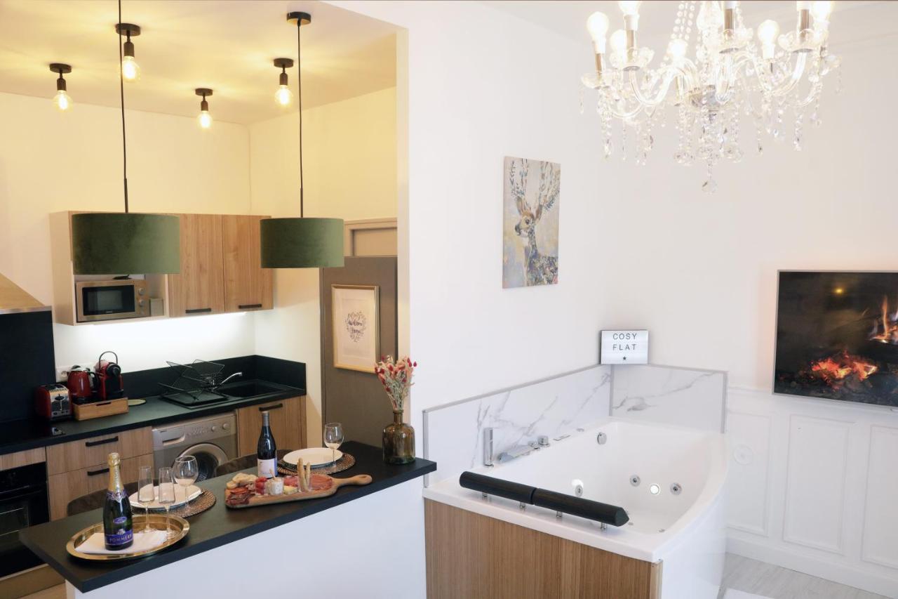Апартаменты La Marquise - Cosy Flat - Jacuzzi - Senlis Экстерьер фото